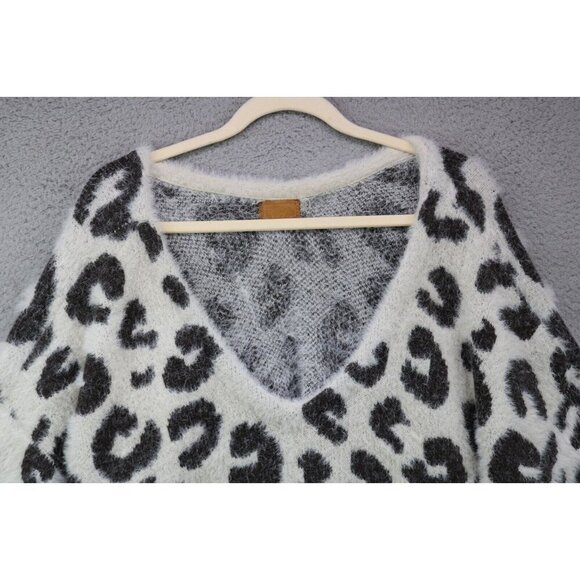 POL Soft 3/4 Sleeve Thick Eyelash Knit Sweater-Size Medium-Fluffy-Oversized - Picture 2 of 8